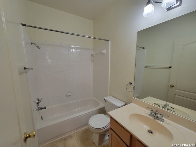 Listing photo id 9 for 3476 Dartmouth Cv