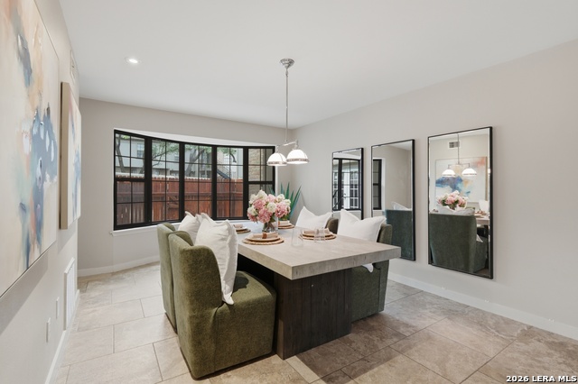 Image 7 of 31 For 7711 Callaghan  Apt 301