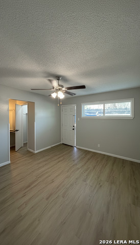 Image 5 of 16 For 158 De Chantle Road  127