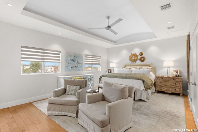 Image 13 of 31 For 215 Annie#b  B