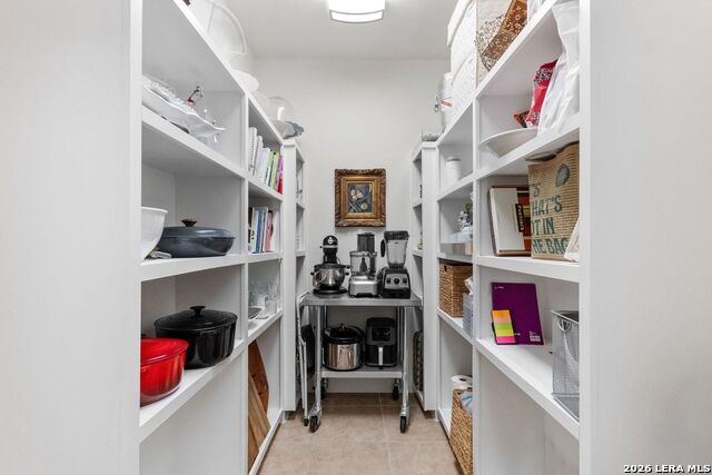 Image 27 of 31 For 215 Annie#b  B