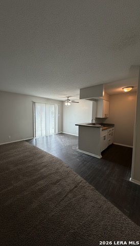 Image 6 of 13 For 158 De Chantle Road  129