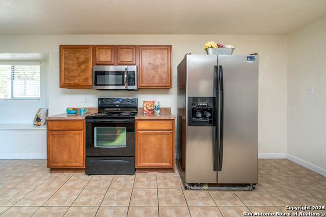 Image 28 of 51 For 13003 Southton