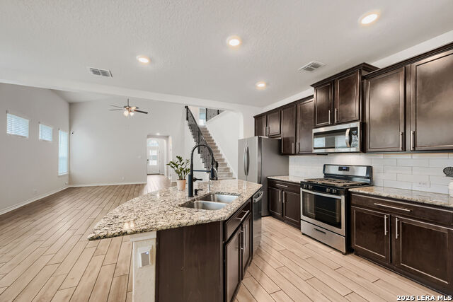 Image 13 of 30 For 9602 Bicknell Sedge