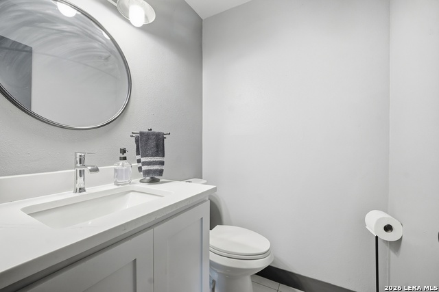 Image 14 of 24 For 13050 Cavern Park Dr