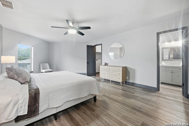 Image 16 of 24 For 13050 Cavern Park Dr