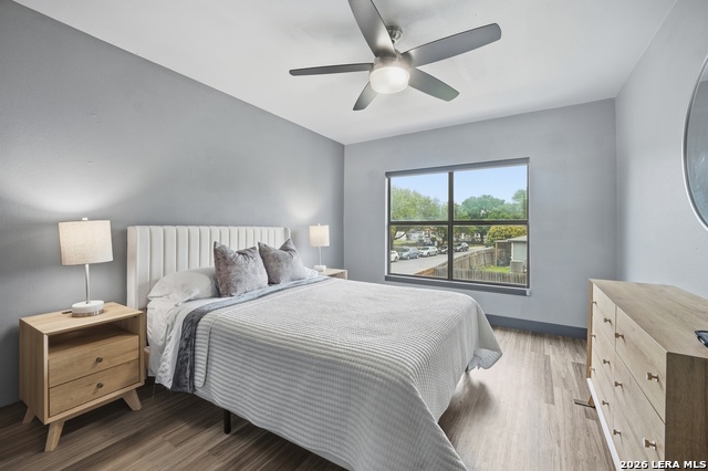 Image 20 of 24 For 13050 Cavern Park Dr