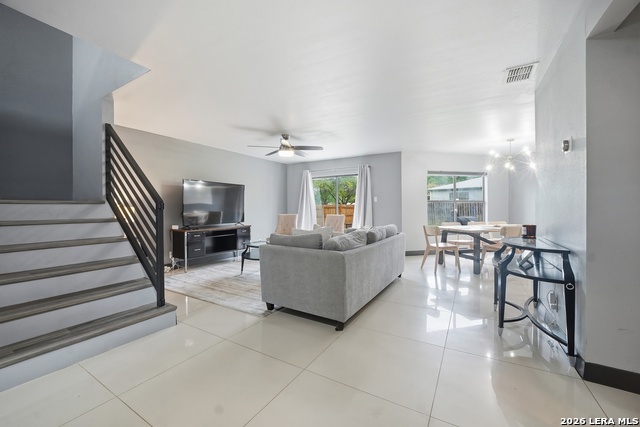 Image 5 of 24 For 13050 Cavern Park Dr