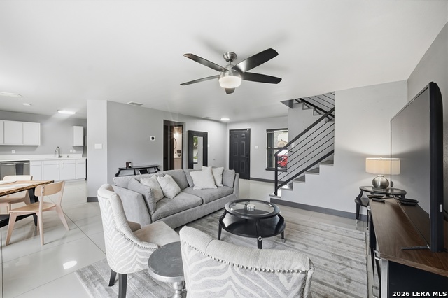 Image 7 of 24 For 13050 Cavern Park Dr