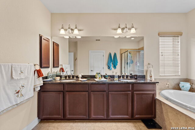 Image 21 of 33 For 1019 Olivia Vw