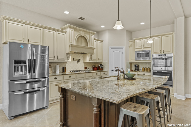 Image 17 of 50 For 113 Canyon Cir