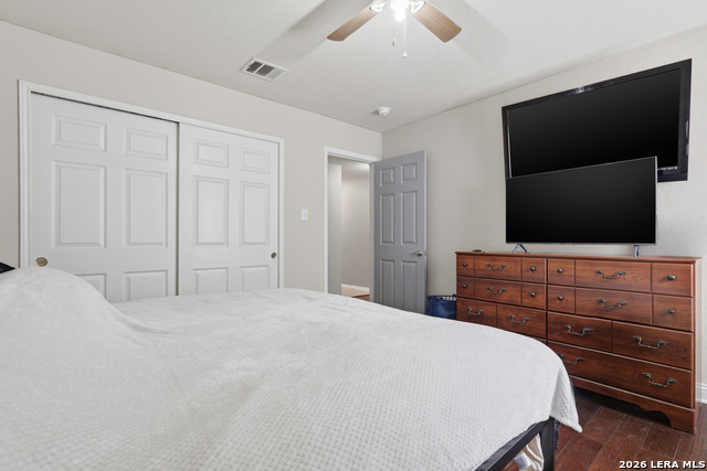 Listing photo id 25 for 2414 Dove Crossing Dr