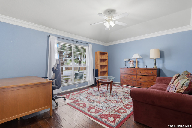 Listing photo id 2 for 2414 Dove Crossing Dr