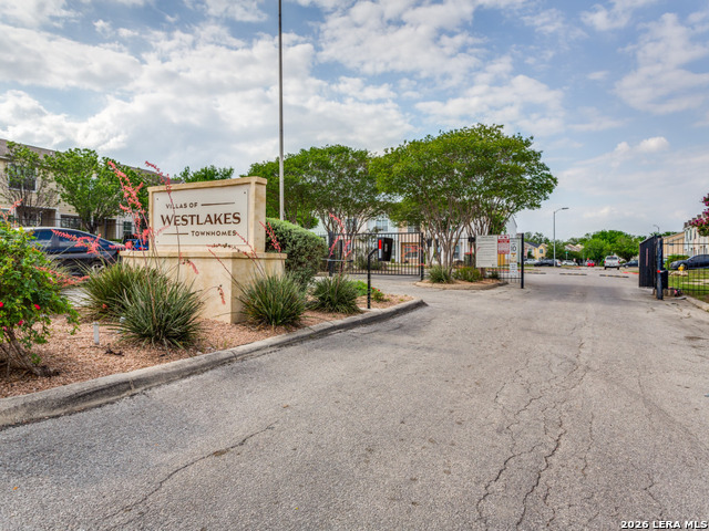 Image 2 of 13 For 93 Autumn Pass  93