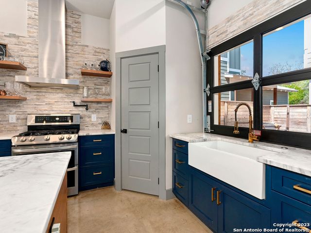 Image 12 of 39 For 1136 Hauptstrasse