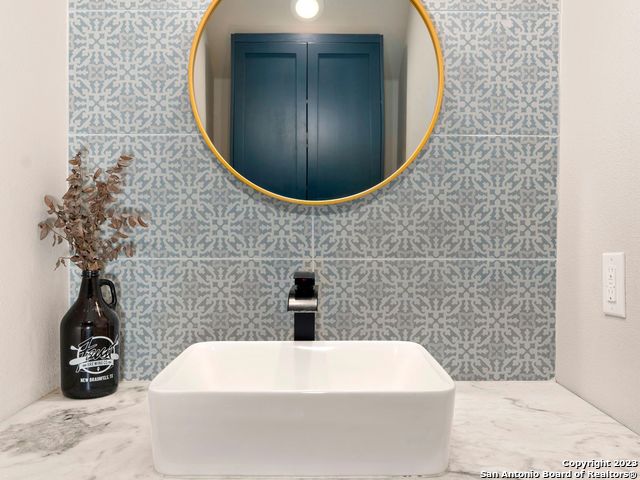 Image 14 of 39 For 1136 Hauptstrasse