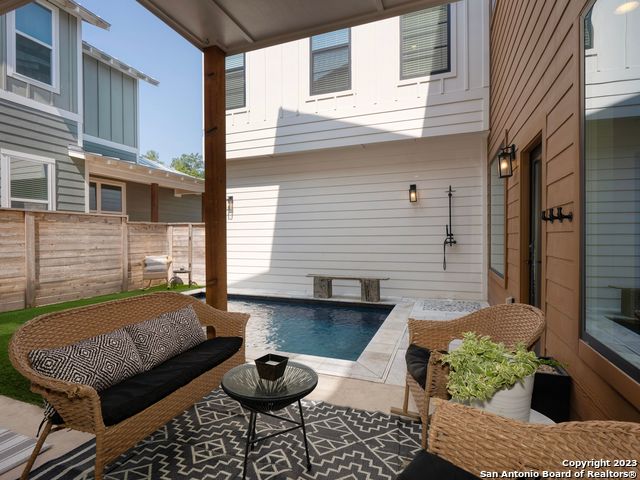 Image 15 of 39 For 1136 Hauptstrasse