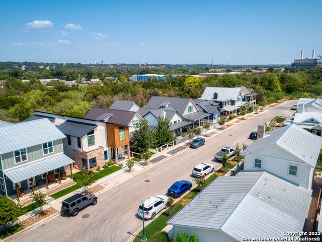 Image 37 of 39 For 1136 Hauptstrasse