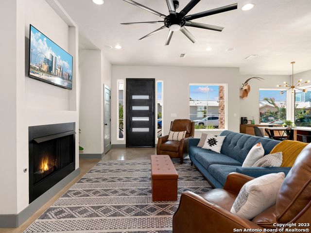 Image 7 of 39 For 1136 Hauptstrasse