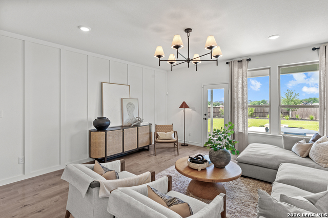 Image 18 of 29 For 518 Nightingale Avenue