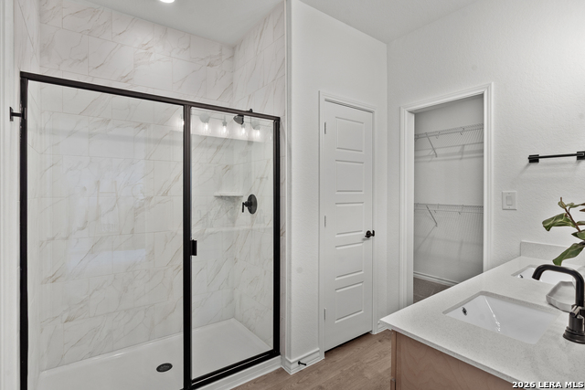 Image 23 of 29 For 518 Nightingale Avenue