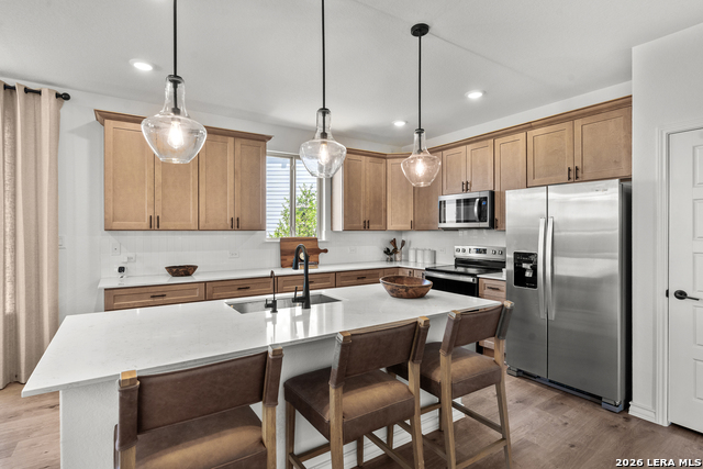 Image 9 of 29 For 518 Nightingale Avenue