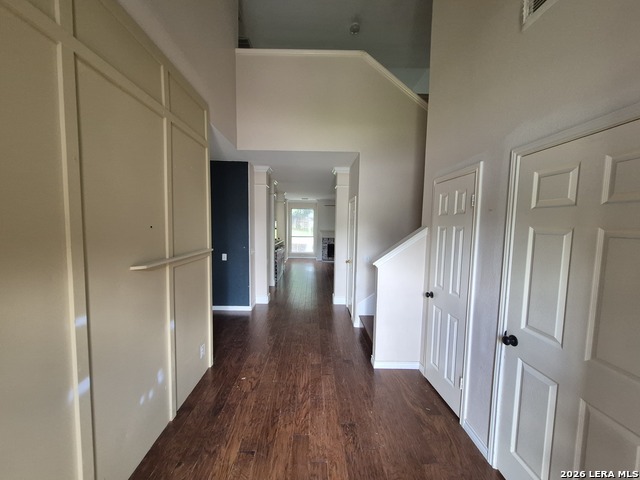 Image 2 of 22 For 712 Moss Wood