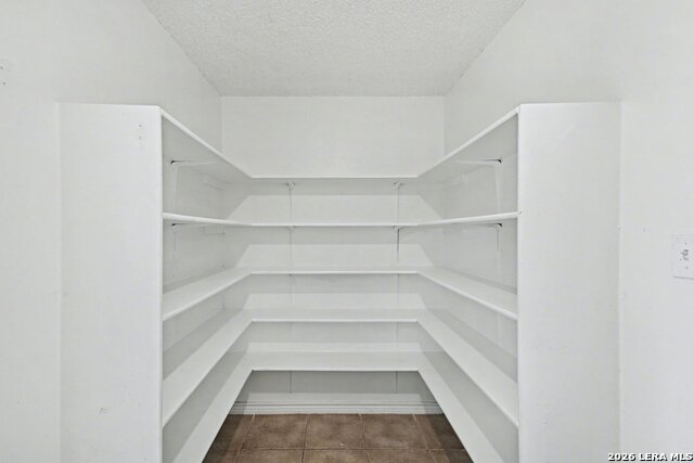 Image 22 of 27 For 10215 Arbor Blf