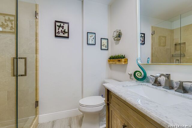 Image 4 of 15 For 7711 Broadway  C 1