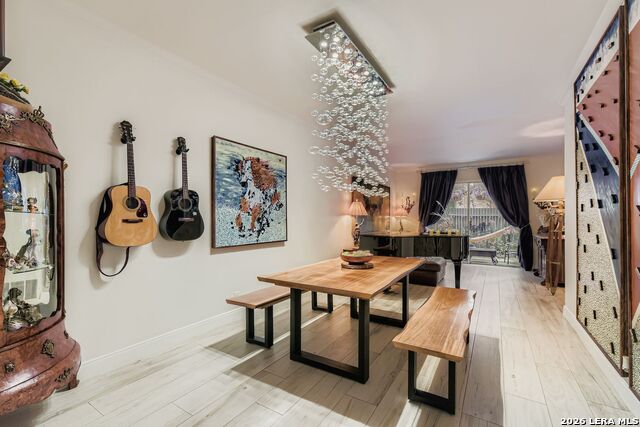 Image 6 of 15 For 7711 Broadway  C 1