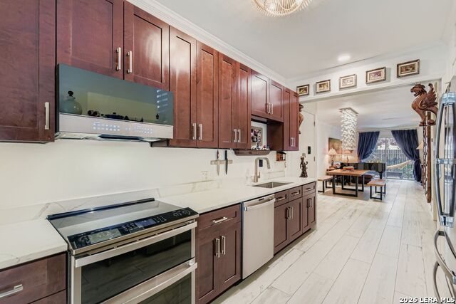 Image 7 of 15 For 7711 Broadway  C 1