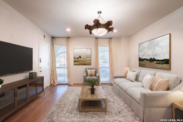 Image 2 of 13 For 7707 Broadway  19a