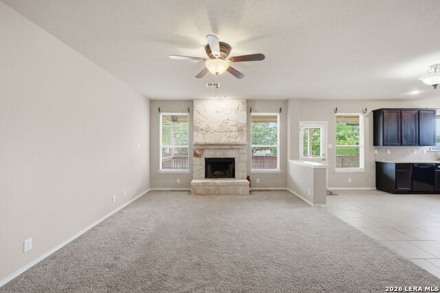 Listing photo id 12 for 918 Armour Dr