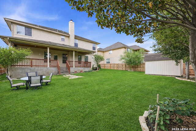 Listing photo id 0 for 918 Armour Dr