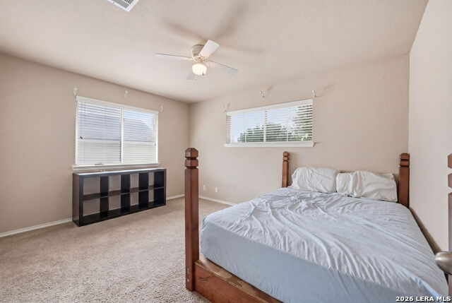 Listing photo id 28 for 918 Armour Dr