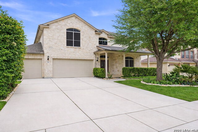 Listing photo id 6 for 918 Armour Dr