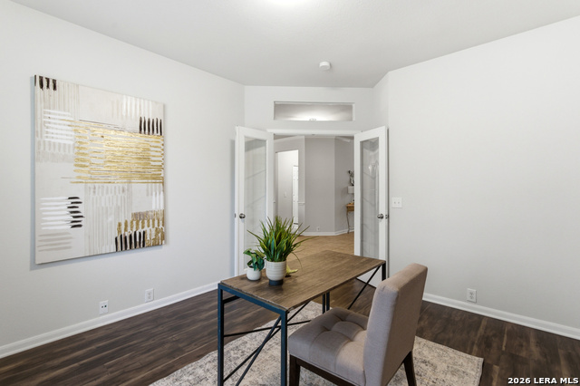 Image 12 of 51 For 922 Desert Blf