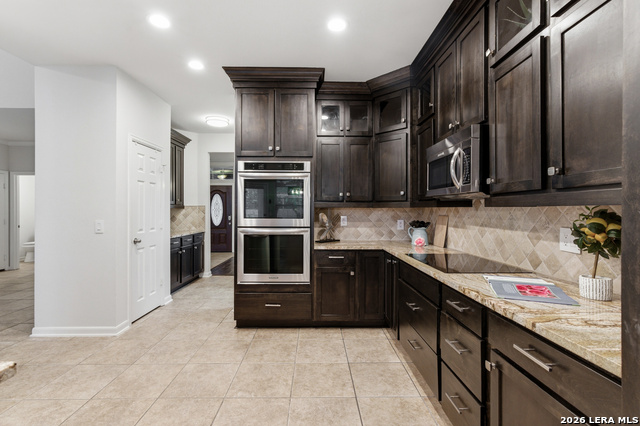 Image 16 of 51 For 922 Desert Blf