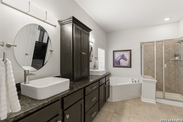 Image 31 of 51 For 922 Desert Blf