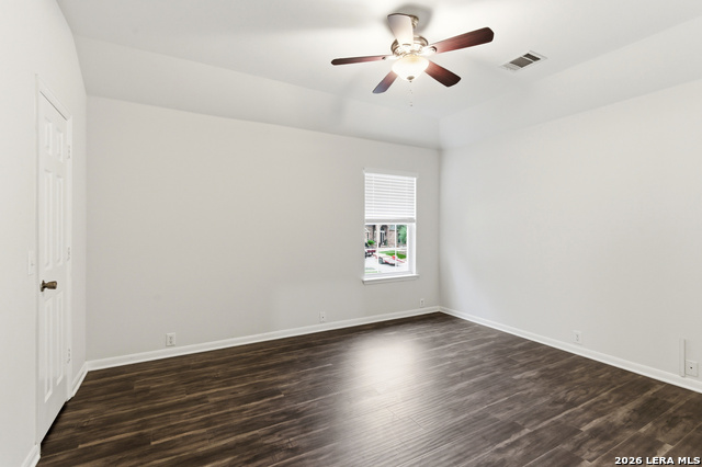 Image 41 of 51 For 922 Desert Blf