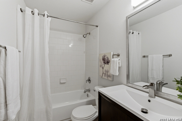 Image 44 of 51 For 922 Desert Blf