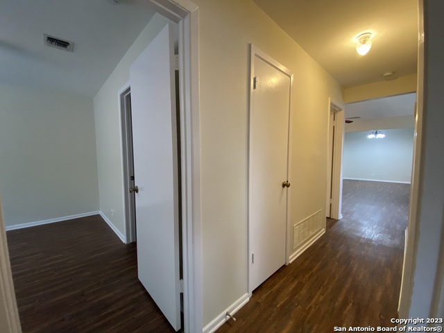 Image 12 of 24 For 7214 Rimwood St