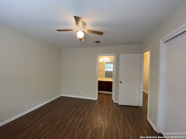 Image 13 of 24 For 7214 Rimwood St