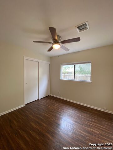 Image 16 of 24 For 7214 Rimwood St