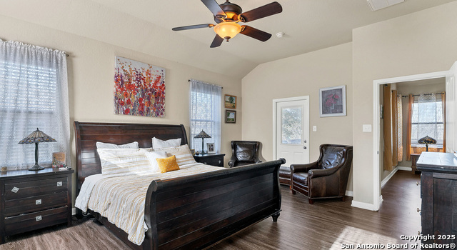 Image 10 of 20 For 11323 Oaks Hike