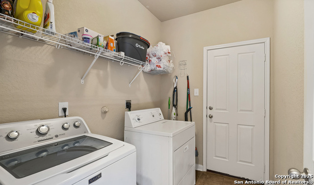 Image 19 of 20 For 11323 Oaks Hike