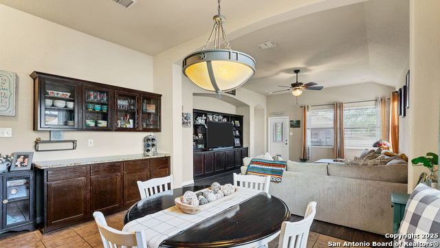 Image 6 of 20 For 11323 Oaks Hike