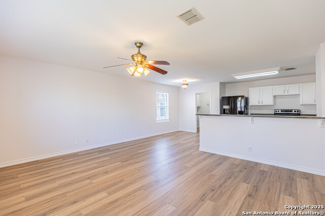 Listing photo id 13 for 228 Sophia Cir