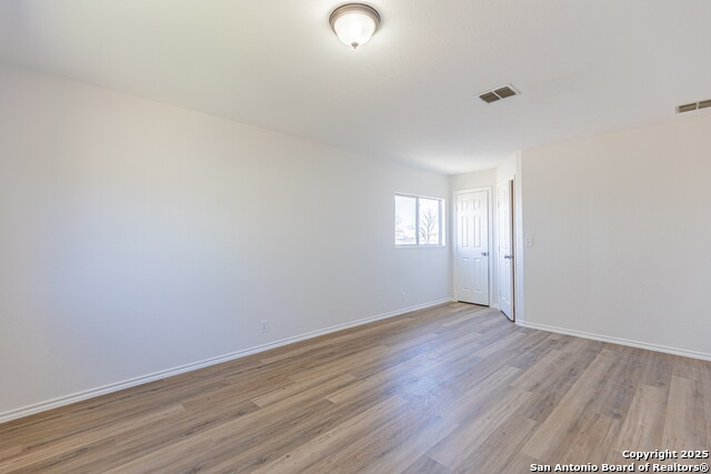 Listing photo id 29 for 228 Sophia Cir