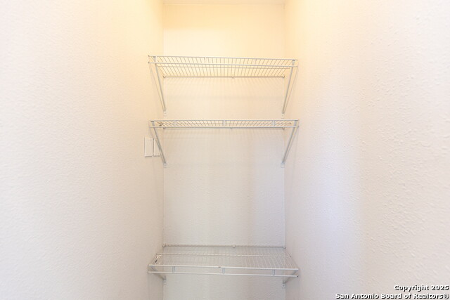 Listing photo id 30 for 228 Sophia Cir